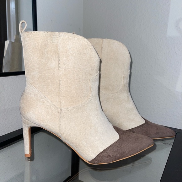 Lulus Luglyn Bone Color Block Suede Pointed-Toe Ankle
Booties - Picture 10 of 11